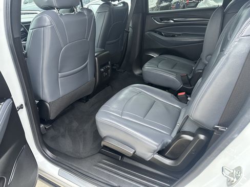 Used 2024 Buick Enclave Essence FWD image 14