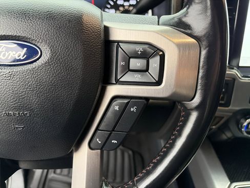 Used 2022 Ford F250 Platinum image 18