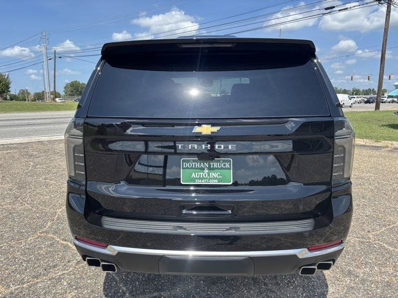 Used 2025 Chevrolet Tahoe High Country RWD image 4