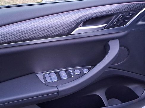 Used 2023 BMW X3 xDrive30i w/ M Sport Package image 12