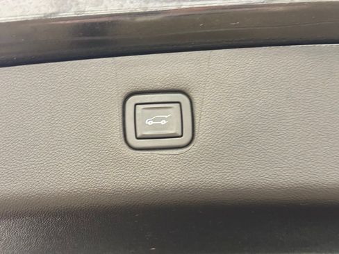 Used 2022 Chevrolet Blazer LT AWD/4WD image 28