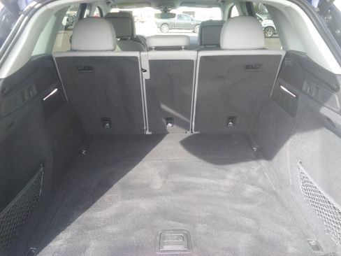 Used 2023 Audi Q5 2.0T Premium image 8