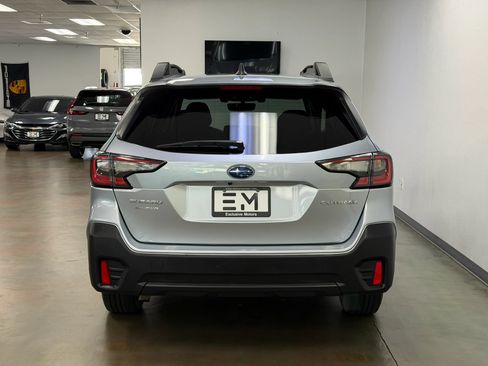 Used 2022 Subaru Outback Premium AWD/4WD image 9