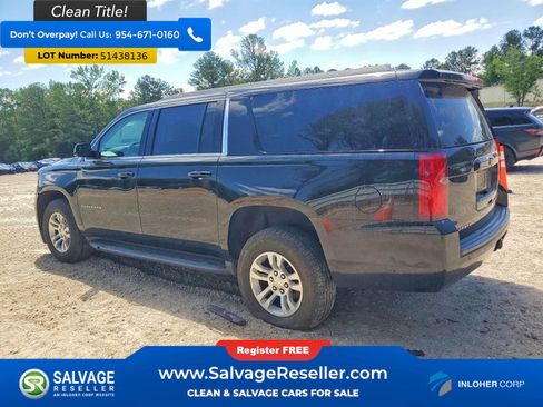 Used 2019 Chevrolet Suburban LS RWD image 3