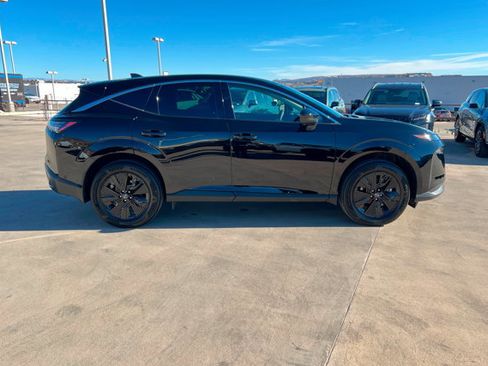 Used 2025 Nissan Murano SV image 6