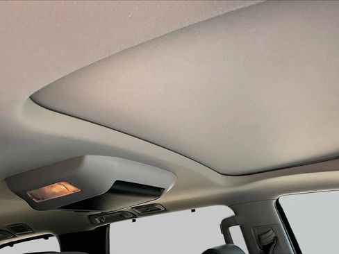 Used 2020 Toyota Sequoia Platinum RWD image 14