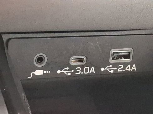 Certified 2024 Subaru Outback Limited image 27