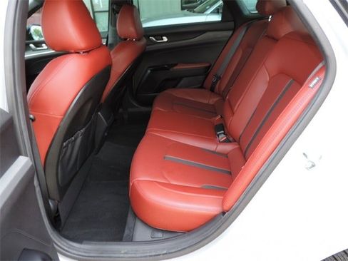 Used 2023 Kia K5 GT-Line image 18