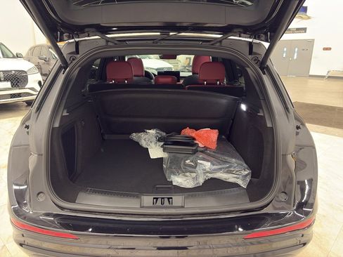 Used 2025 Lincoln Corsair Grand Touring w/ Equipment Group 302A image 16