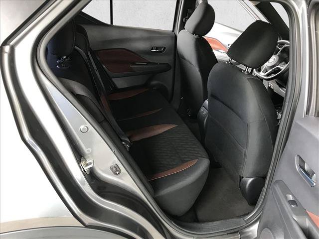 Used 2021 Nissan Kicks SR w/ Interior Electronics Package FWD image 20