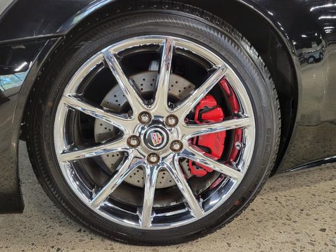 Used 2008 Cadillac XLR V RWD image 32