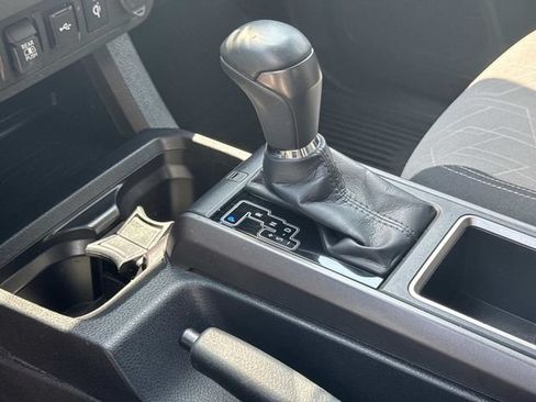 Used 2023 Toyota Tacoma TRD Sport w/ Technology Package AWD/4WD image 31