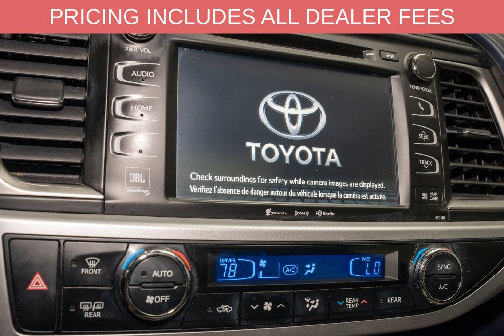 Used 2017 Toyota Highlander Limited Platinum AWD/4WD image 15