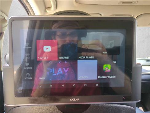 Used 2022 Kia Telluride EX w/ EX Premium Package FWD image 18