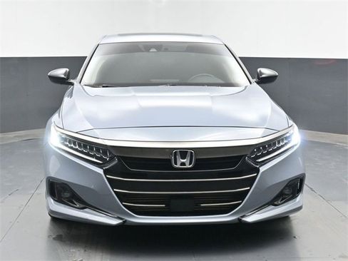 Certified 2022 Honda Accord Sport image 3