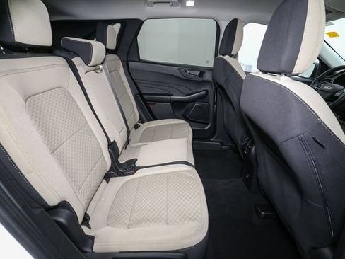 Used 2022 Ford Escape SE w/ Convenience Package FWD image 18