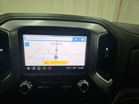 Used 2021 GMC Sierra 1500 SLT w/ SLT Premium Plus Package image 4