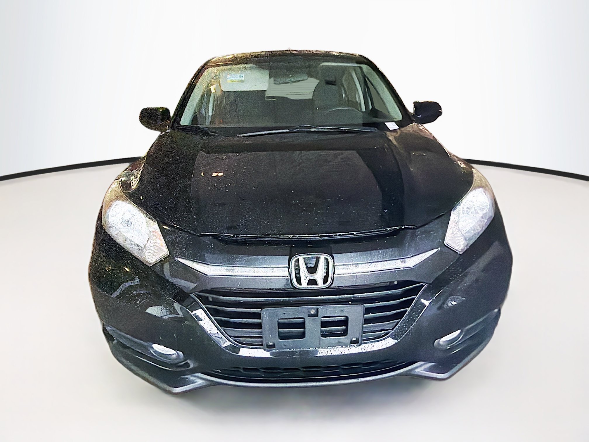 Used 2018 Honda HR-V EX image 2