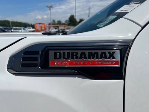 New 2026 GMC Sierra 2500 AT4 w/ AT4 Premium Plus Package AWD/4WD image 7