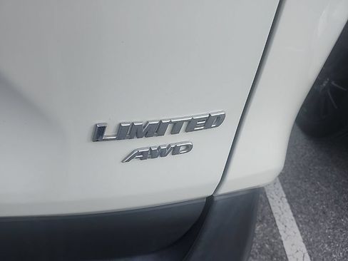 Used 2020 Toyota RAV4 Limited AWD/4WD image 12