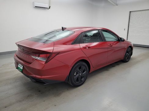 Used 2023 Hyundai Elantra SEL FWD image 10