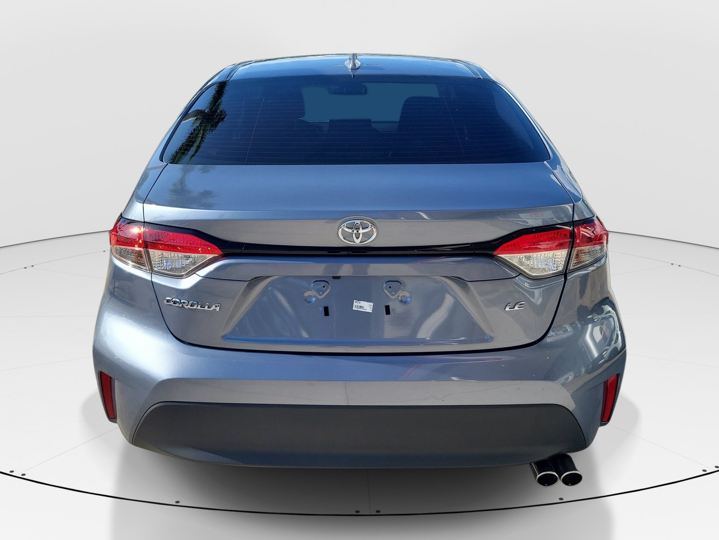 Used 2025 Toyota Corolla LE FWD image 6