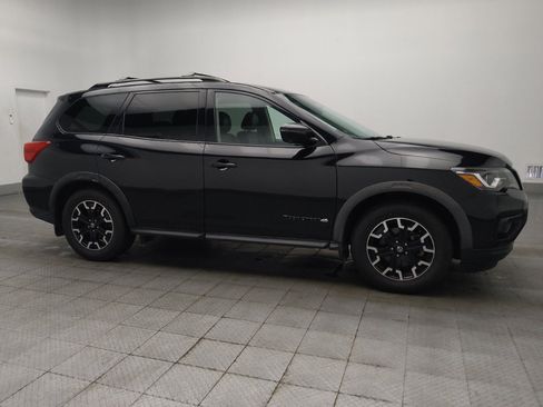 Used 2020 Nissan Pathfinder SL FWD image 11