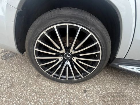 Used 2017 Mercedes-Benz GLS 63 AMG 4MATIC image 40