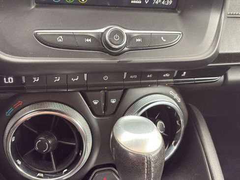 Used 2019 Chevrolet Camaro LT image 20