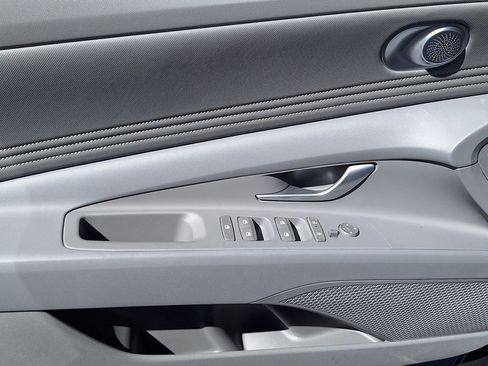 New 2026 Hyundai Elantra Sport image 9