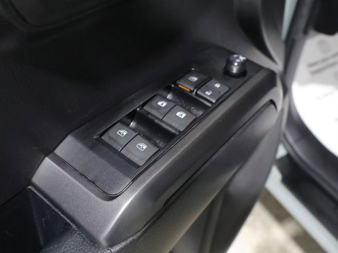 Used 2023 Toyota Tacoma TRD Sport w/ Technology Package image 15