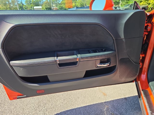 Used 2008 Dodge Challenger SRT8 RWD image 11