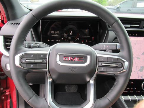 Used 2025 GMC Terrain Elevation w/ Elevation Premium Package image 22