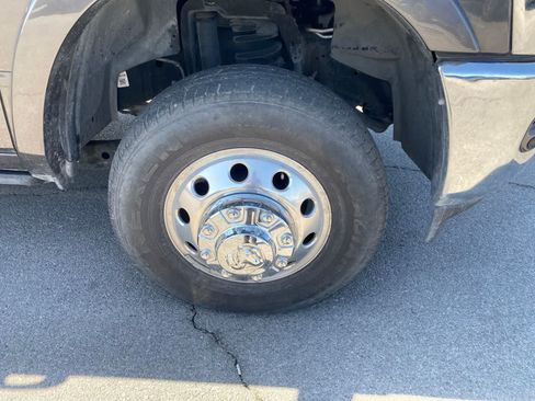 Used 2022 RAM 3500 Laramie AWD/4WD image 5