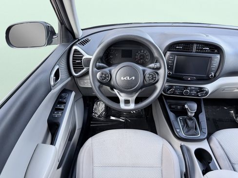 Used 2022 Kia Soul LX w/ Technology Package image 46