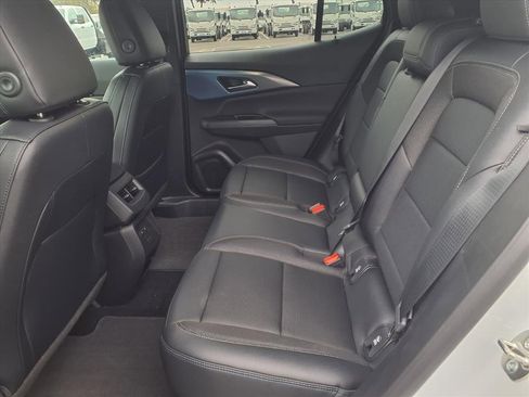 New 2026 Chevrolet Equinox EV LT image 7