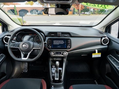 New 2025 Nissan Versa SR w/ Trunk Package image 8