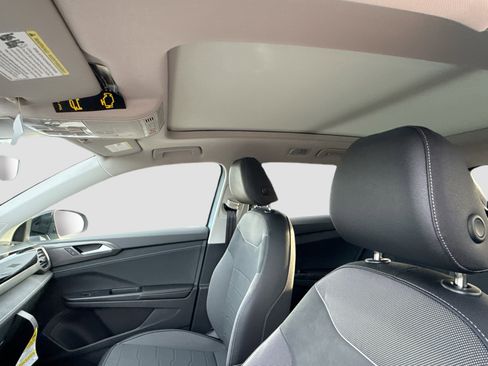 New 2026 Volkswagen Taos SE image 27