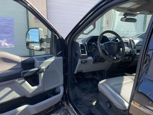 Used 2020 Ford F550 4x4 Regular Cab Super Duty w/ Power Equipment Group image 10