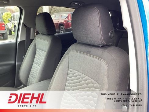 Used 2020 Chevrolet Equinox LT w/ Driver Convenience Package image 18