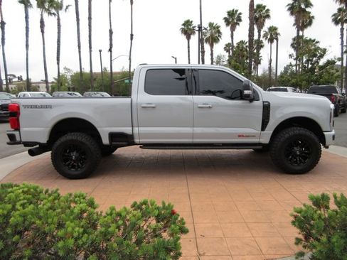Used 2025 Ford F250 Lariat w/ Tremor Off-Road Package AWD/4WD image 5