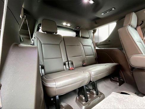 Used 2021 GMC Yukon Denali image 26