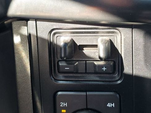 Used 2023 Ford F150 Lariat w/ Equipment Group 502A High image 46