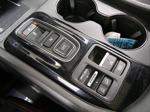 Certified 2025 Honda Pilot TrailSport image 27