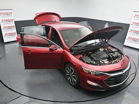 Used 2024 Chevrolet Malibu RS image 25