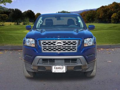 Used 2022 Nissan Frontier SV w/ Technology Package