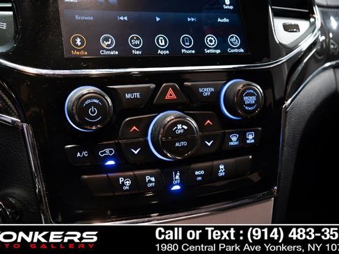 Used 2021 Jeep Grand Cherokee SRT image 45