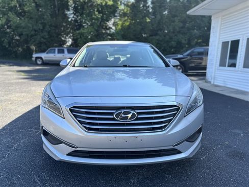 Used 2016 Hyundai Sonata SE FWD image 3