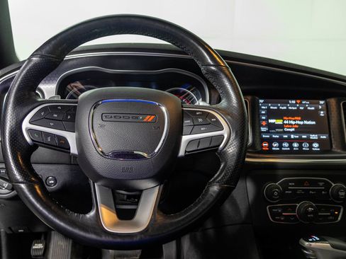 Used 2018 Dodge Charger GT AWD/4WD image 33