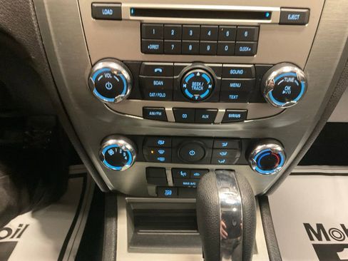 Used 2012 Ford Fusion SE image 15